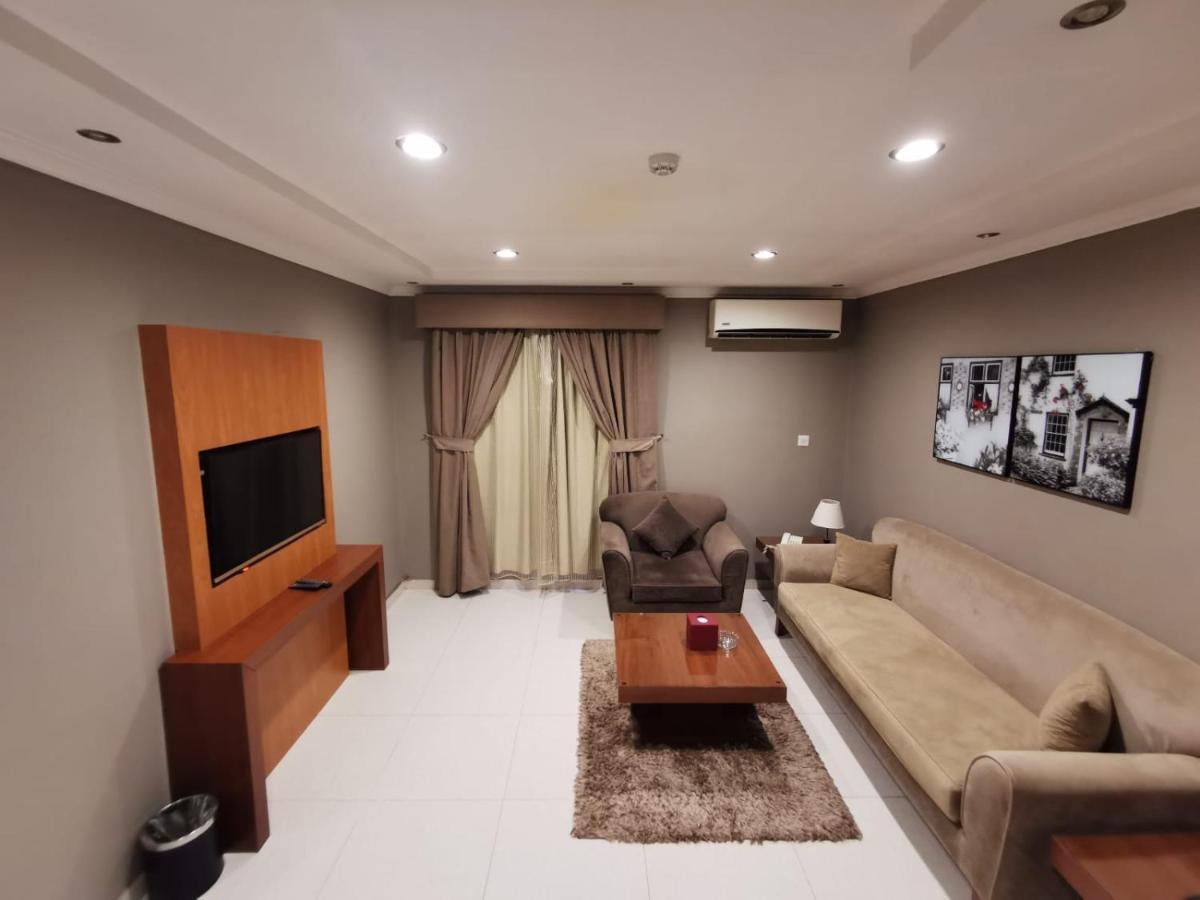 Ashbonh Hotel Suites Riyadh Exterior photo
